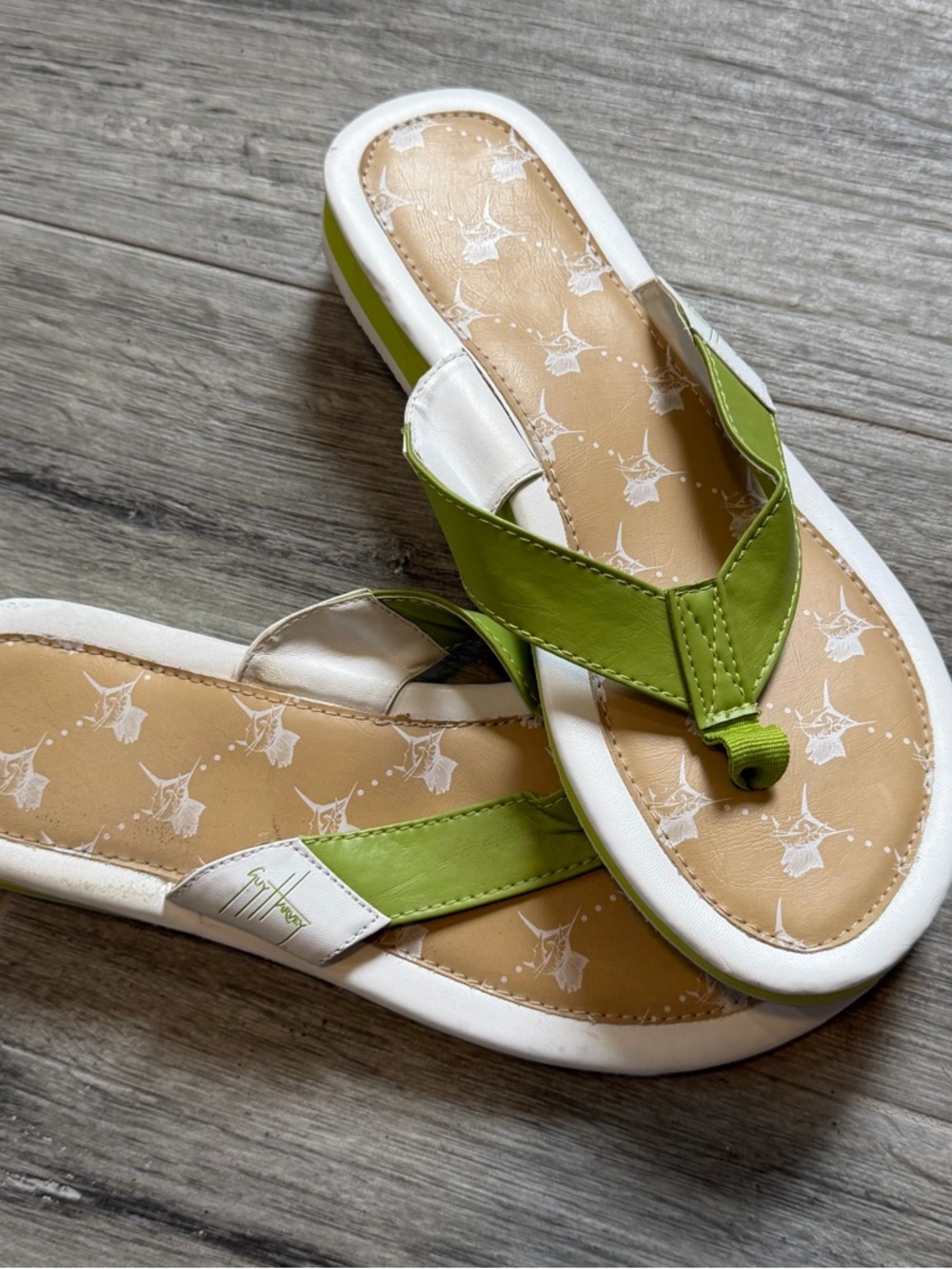 Guy Harvey Women's Bright Green Soft Thong Flip Flops US Size 10 Cruise Beach